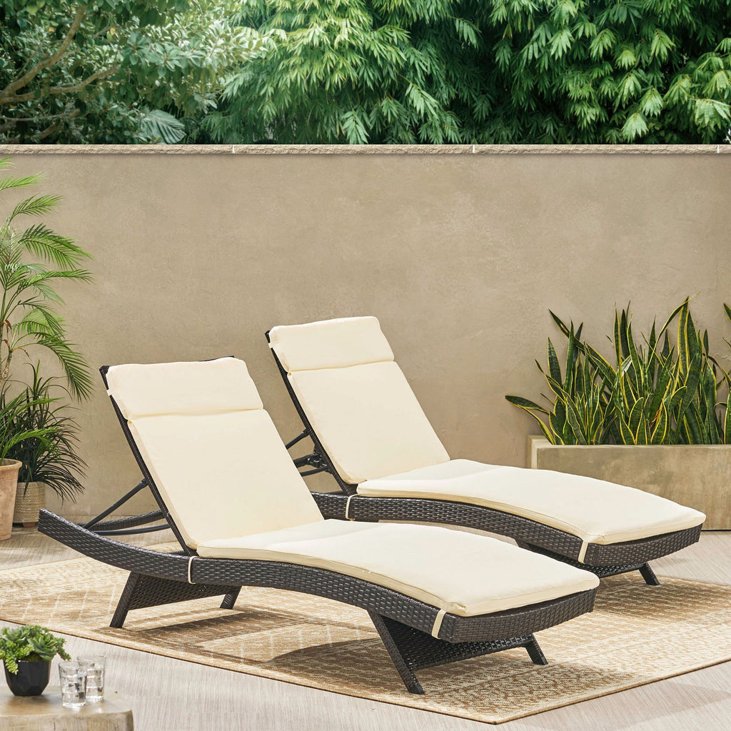 Ensemble de coussins d'extérieur Salem pour chaise longue - Coussins uniquement (lot de 2) par Christopher Knight Home - 79,25 L x 27,50 l x 1,50 H