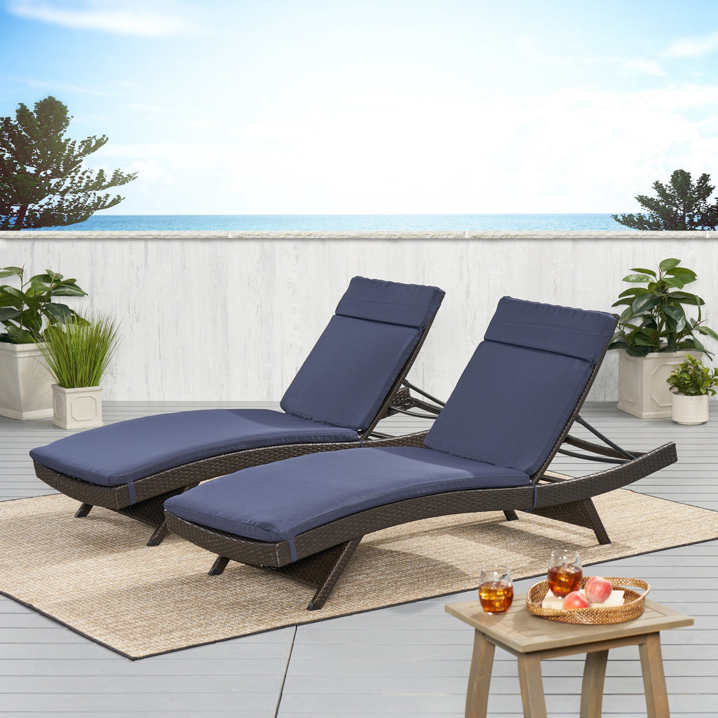 Ensemble de coussins d'extérieur Salem pour chaise longue - Coussins uniquement (lot de 2) par Christopher Knight Home - 79,25 L x 27,50 l x 1,50 H