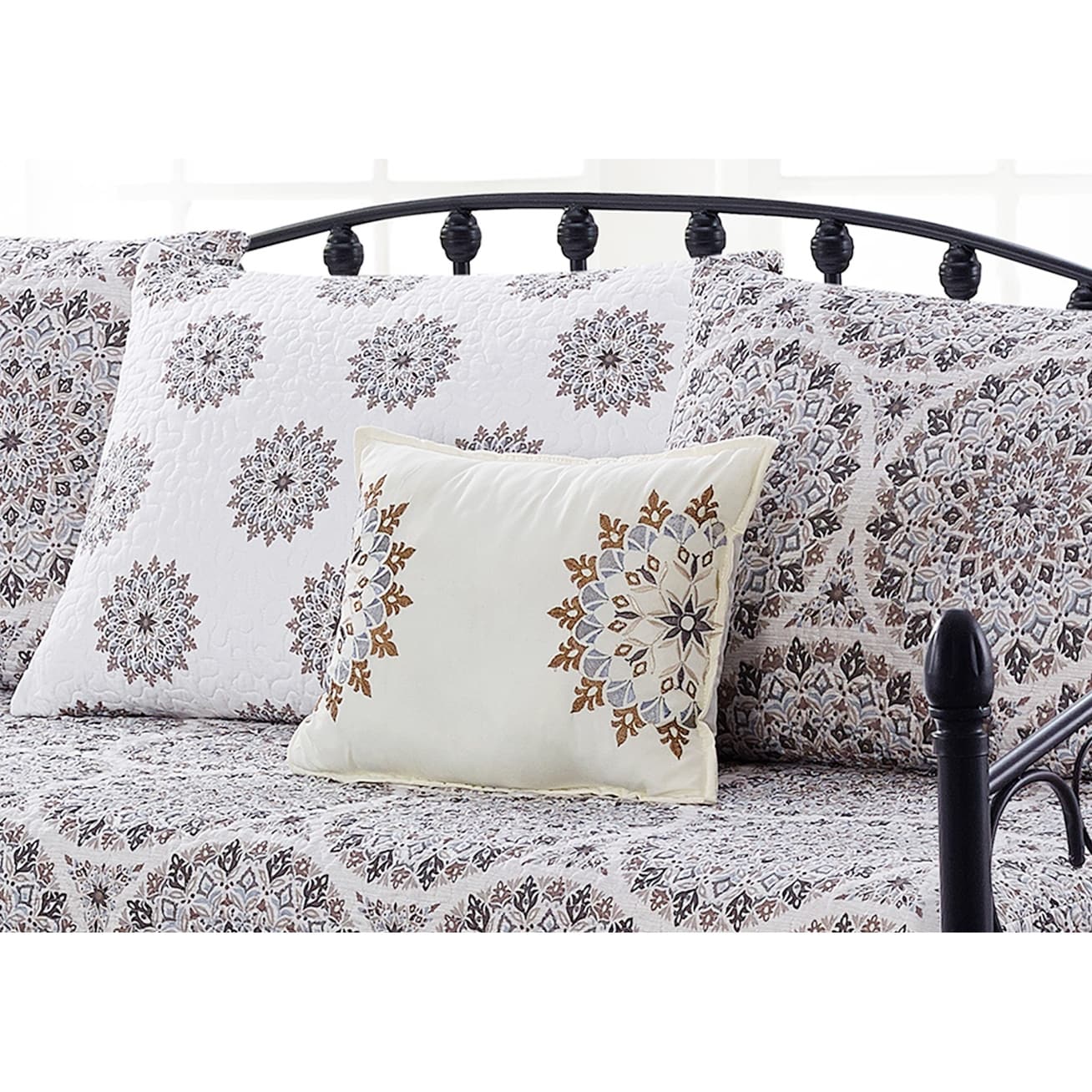 Ensemble couvre-lit Serenta 6 pièces en coton mélangé - 75 x 39
