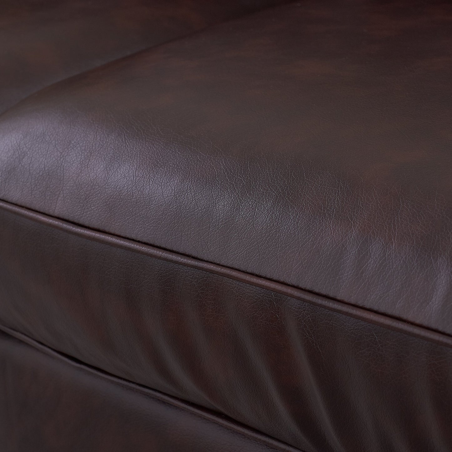Canapé Serta Palisades 73 à accoudoirs droits, polyester facile d'entretien, dossier moelleux et coussins d'assise à ressorts ensachés