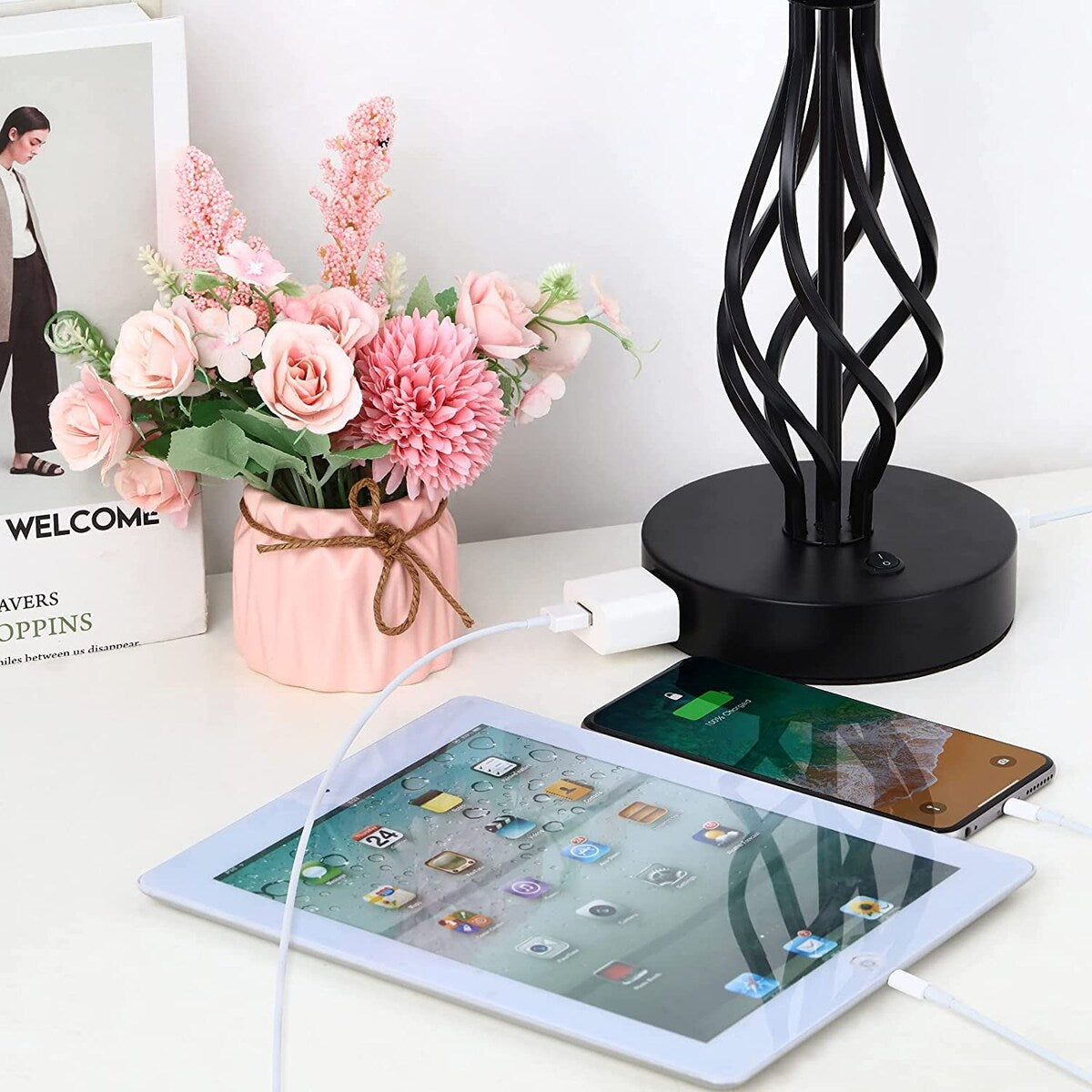 Lot de 2 lampes de chevet avec deux ports de charge USB et une prise secteur