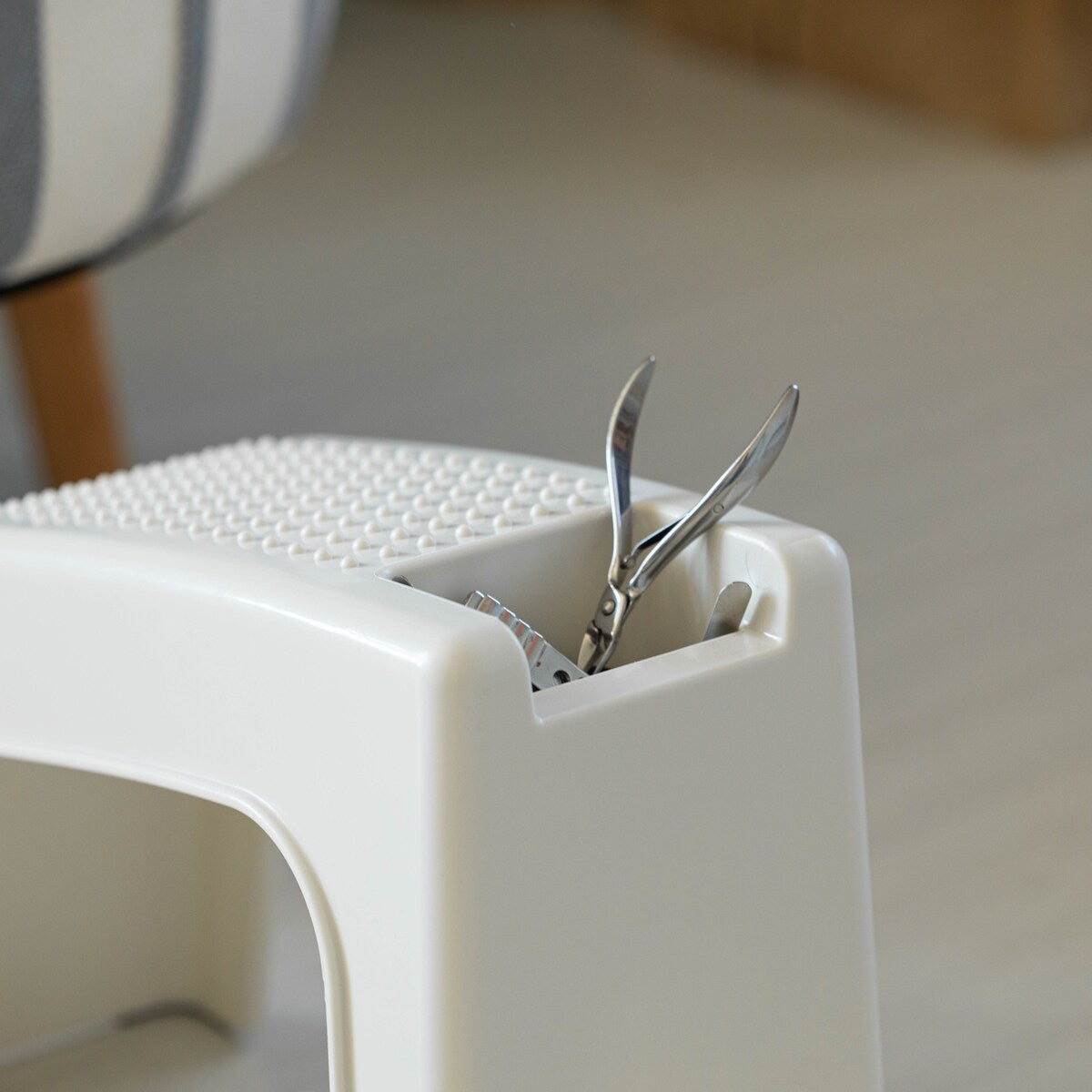 Repose-pieds de douche, tabouret de bain blanc pour se raser les jambes, repose-pieds de spa, tabouret de douche avec rangement