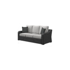 Canapé d'extérieur Signature Design by Ashley Beachcroft et 2 chaises avec table basse