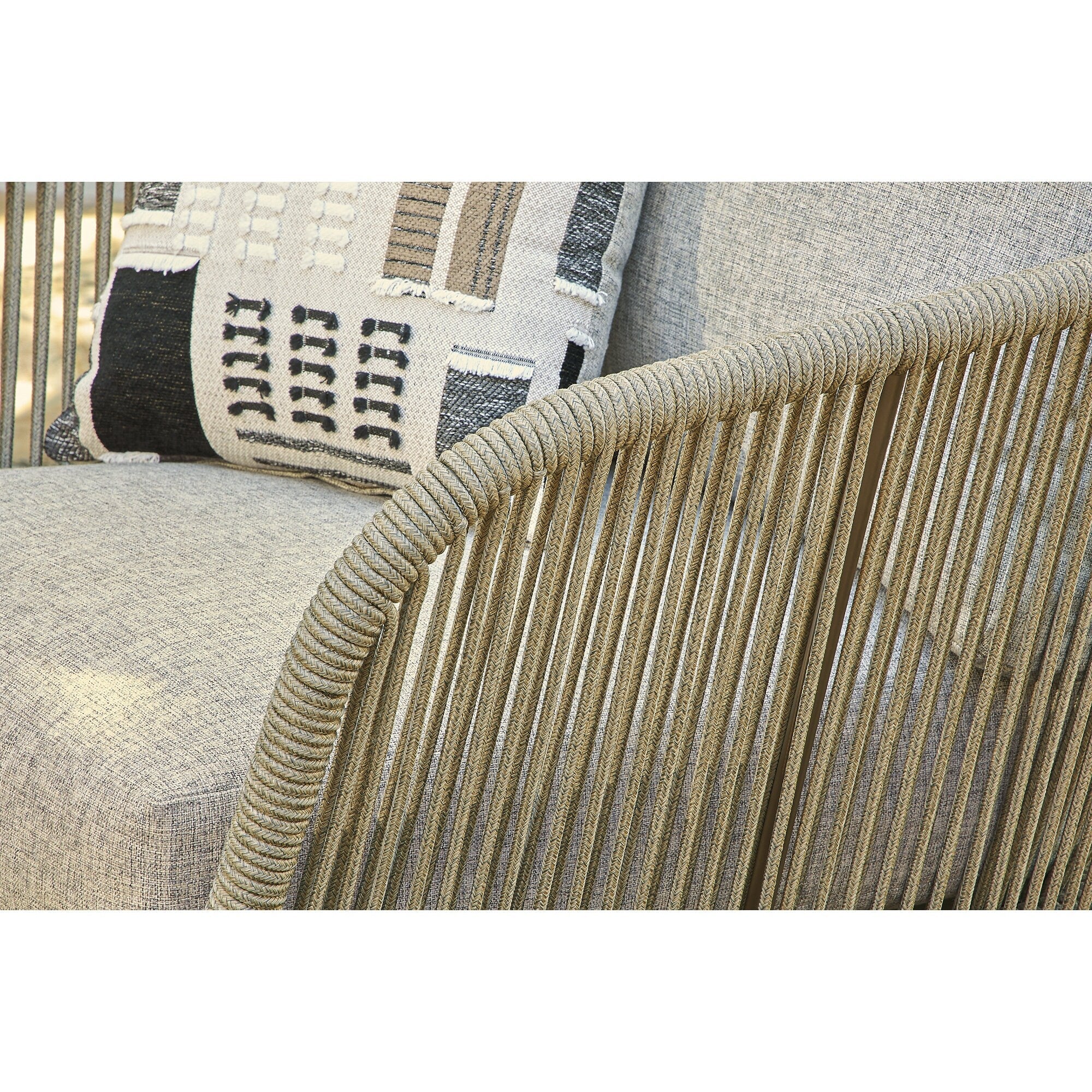Ensemble extérieur Signature Design by Ashley Swiss Valley brun/beige 3 pièces - 31,13 L x 34,13 P x 31,63 H