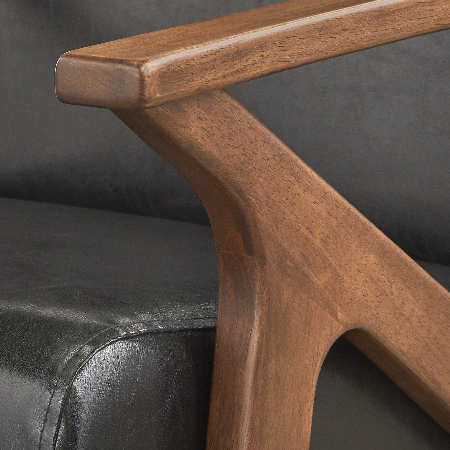 Canapé en bois massif Bianca de style Mid-Century de Simple Living
