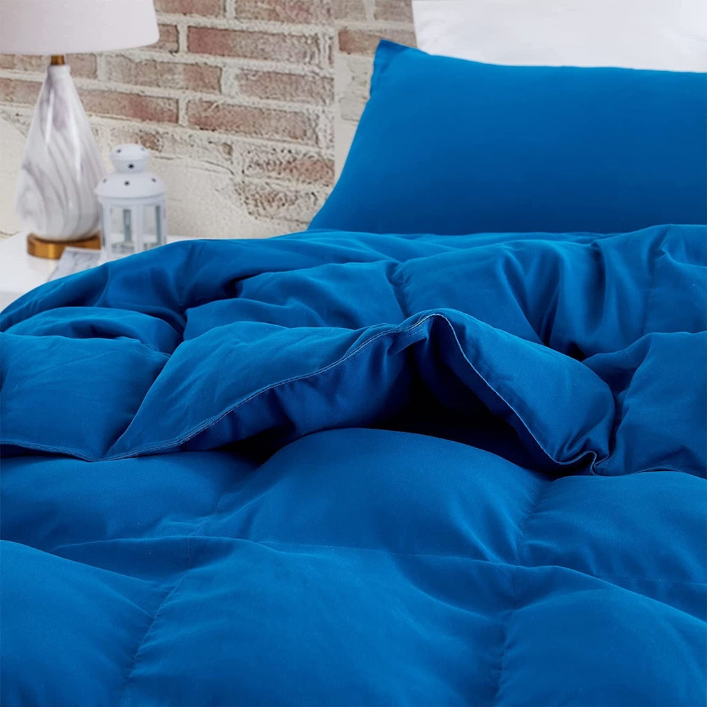 Parure de lit Snorze® Cloud - Literie surdimensionnée Coma Inducer® en bleu véritable