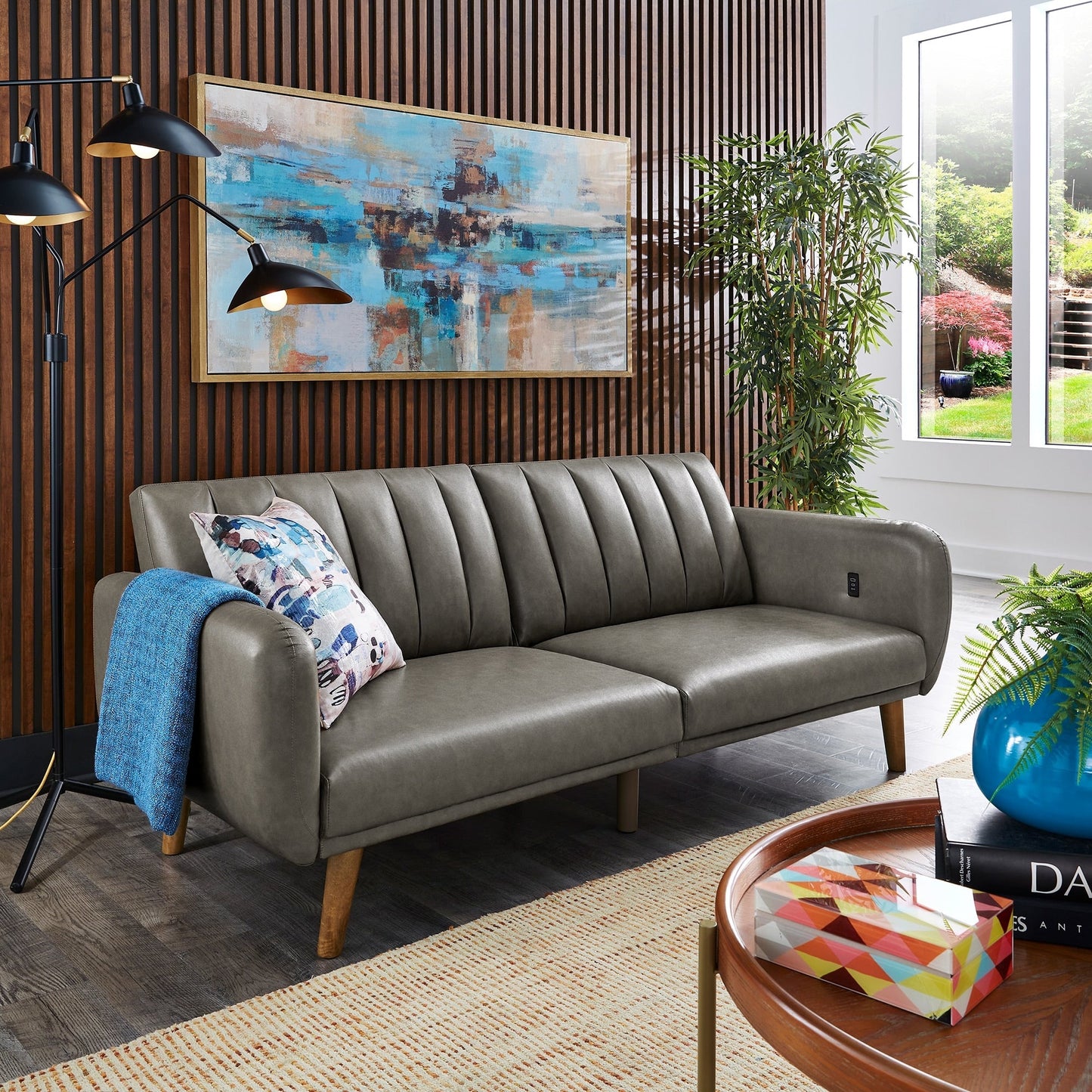 Canapé-lit futon convertible rembourré Sogndal à dossier divisé avec ports de chargement USB par iNSPIRE Q Modern