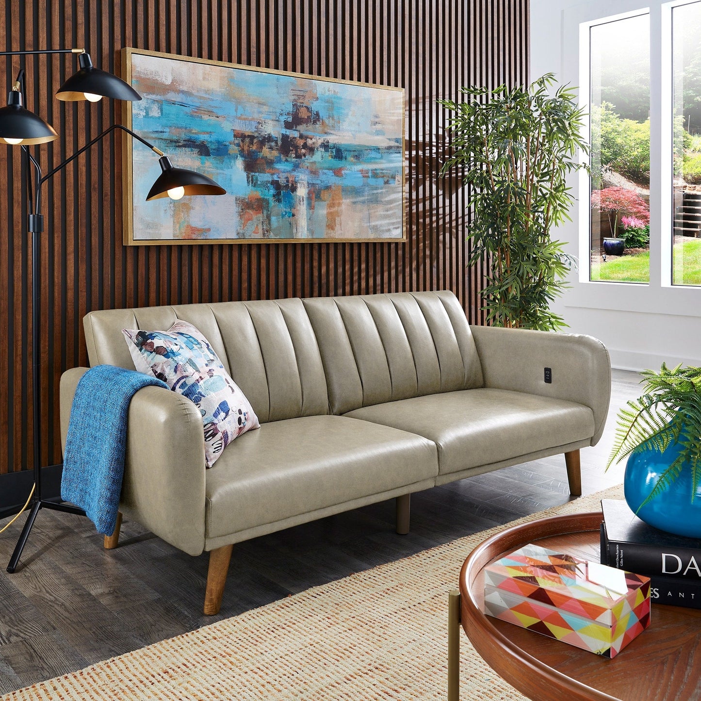 Canapé-lit futon convertible rembourré Sogndal à dossier divisé avec ports de chargement USB par iNSPIRE Q Modern