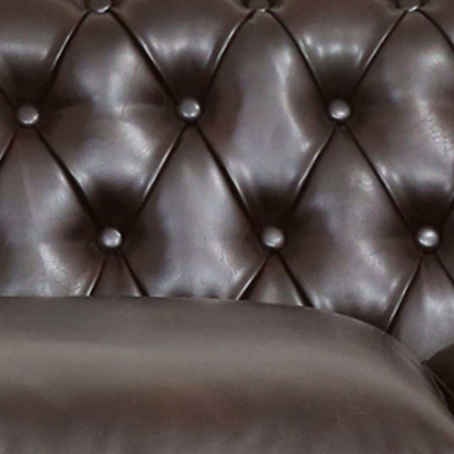 Canapé Chesterfield Somerville capitonné en similicuir avec accoudoirs en volutes par Christopher Knight Home