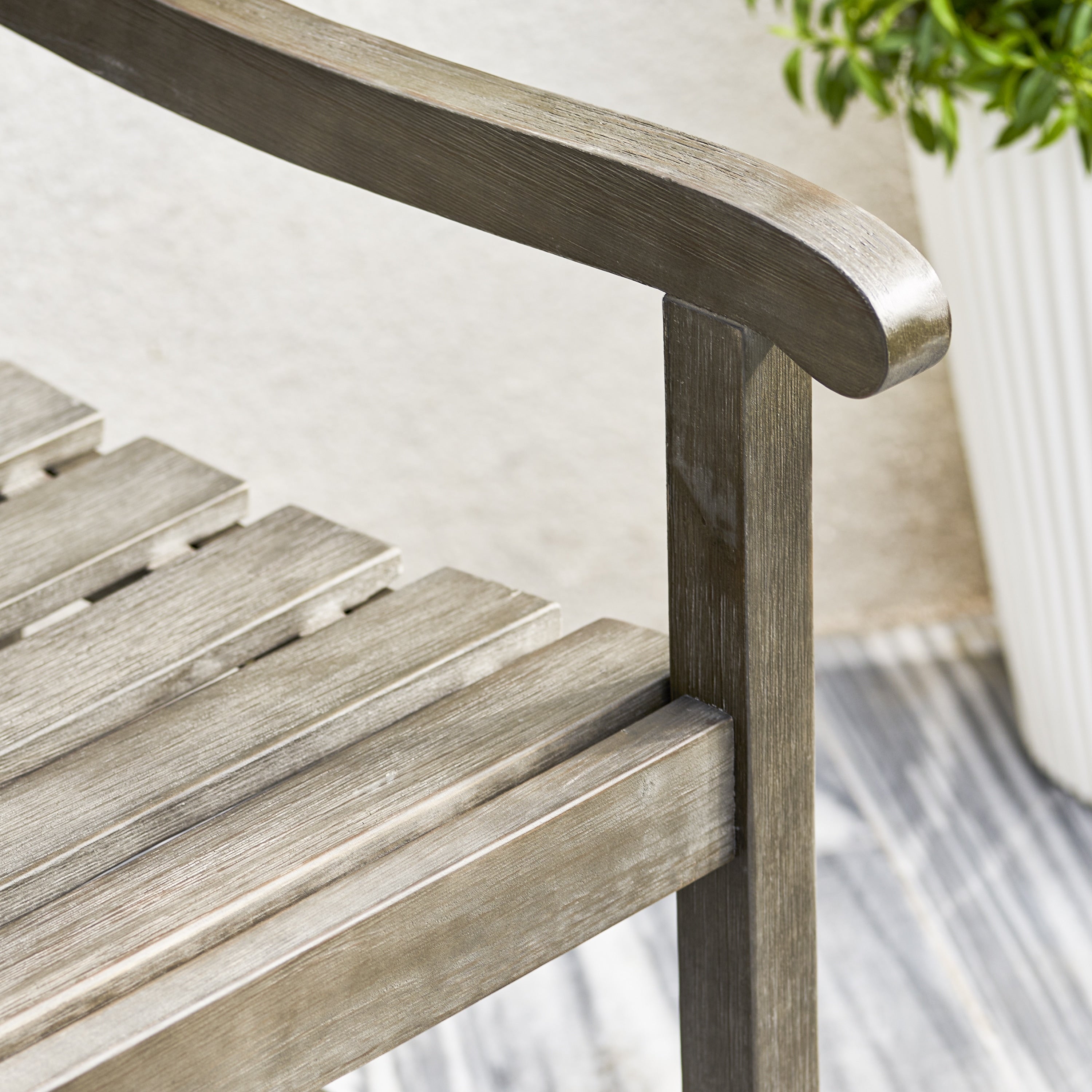 Ensemble de salle à manger de patio 5 pièces en bois gris délavé de style ferme Stefanos
