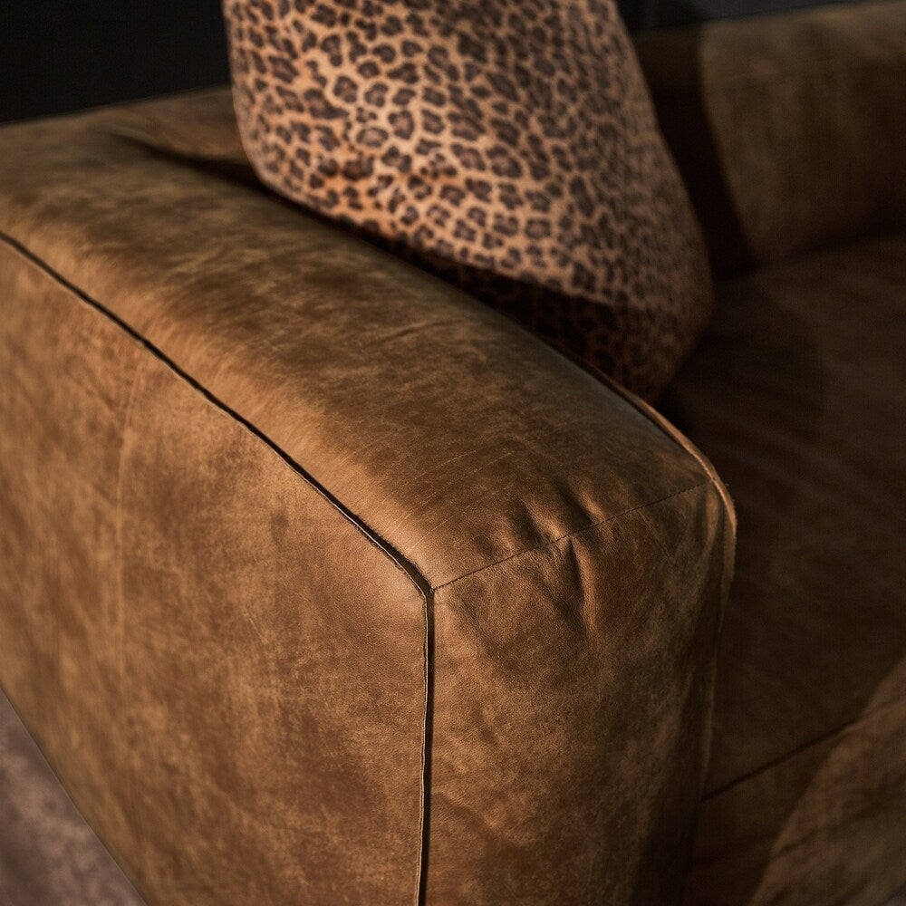 Canapé Divya Outback en cuir beige par iNSPIRE Q Modern