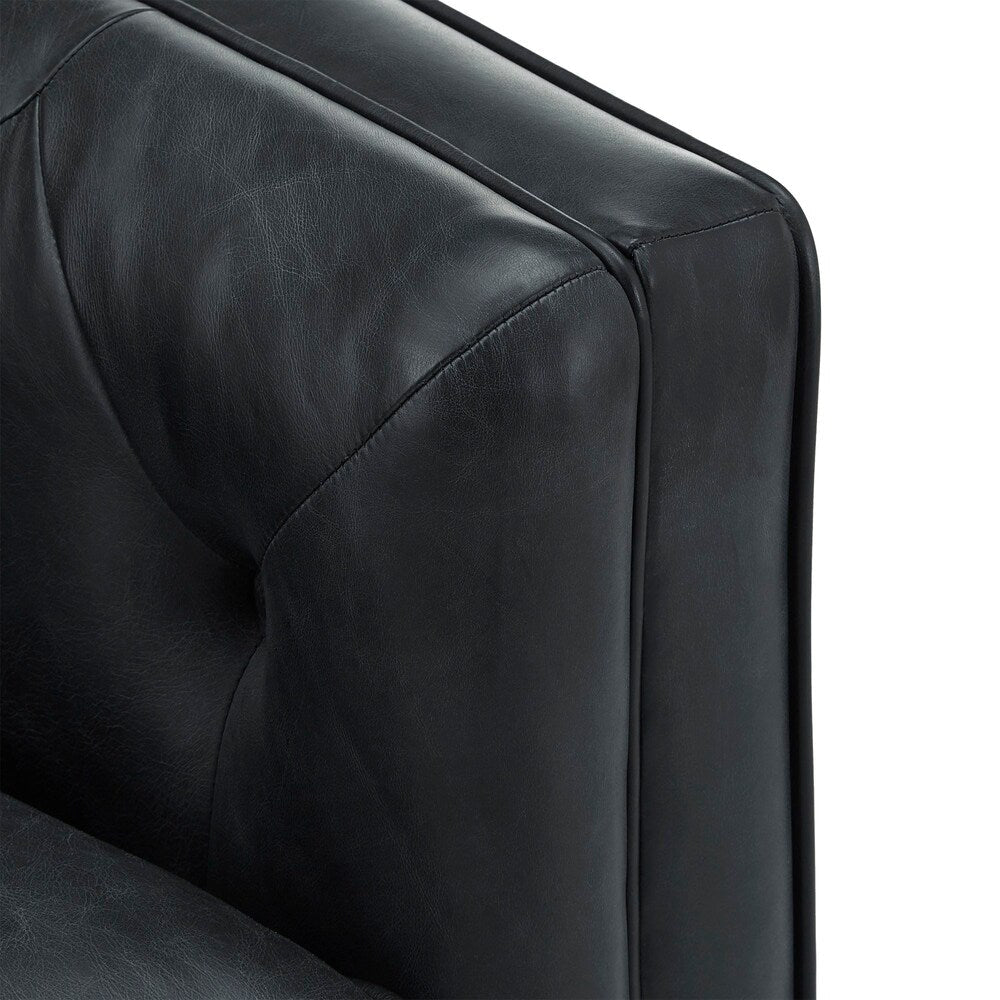 Canapé Tullio en cuir noir capitonné par iNSPIRE Q Modern
