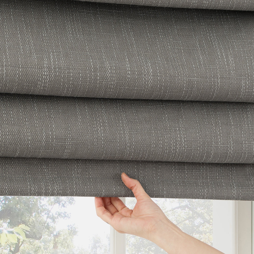 Store romain texturé sans fil Sun Zero Pryer, occultant total