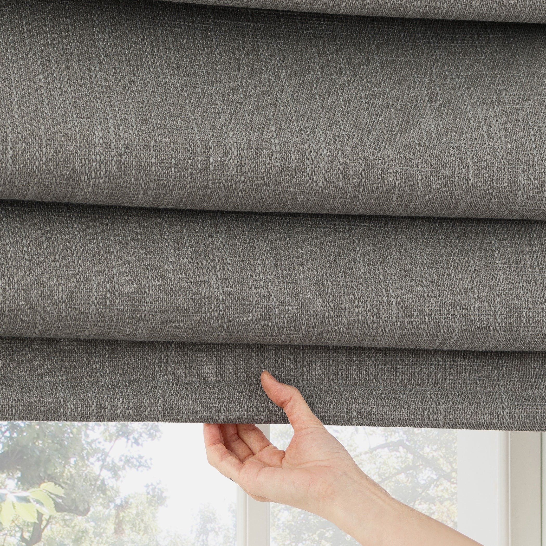 Store romain texturé sans fil Sun Zero Pryer, occultant total