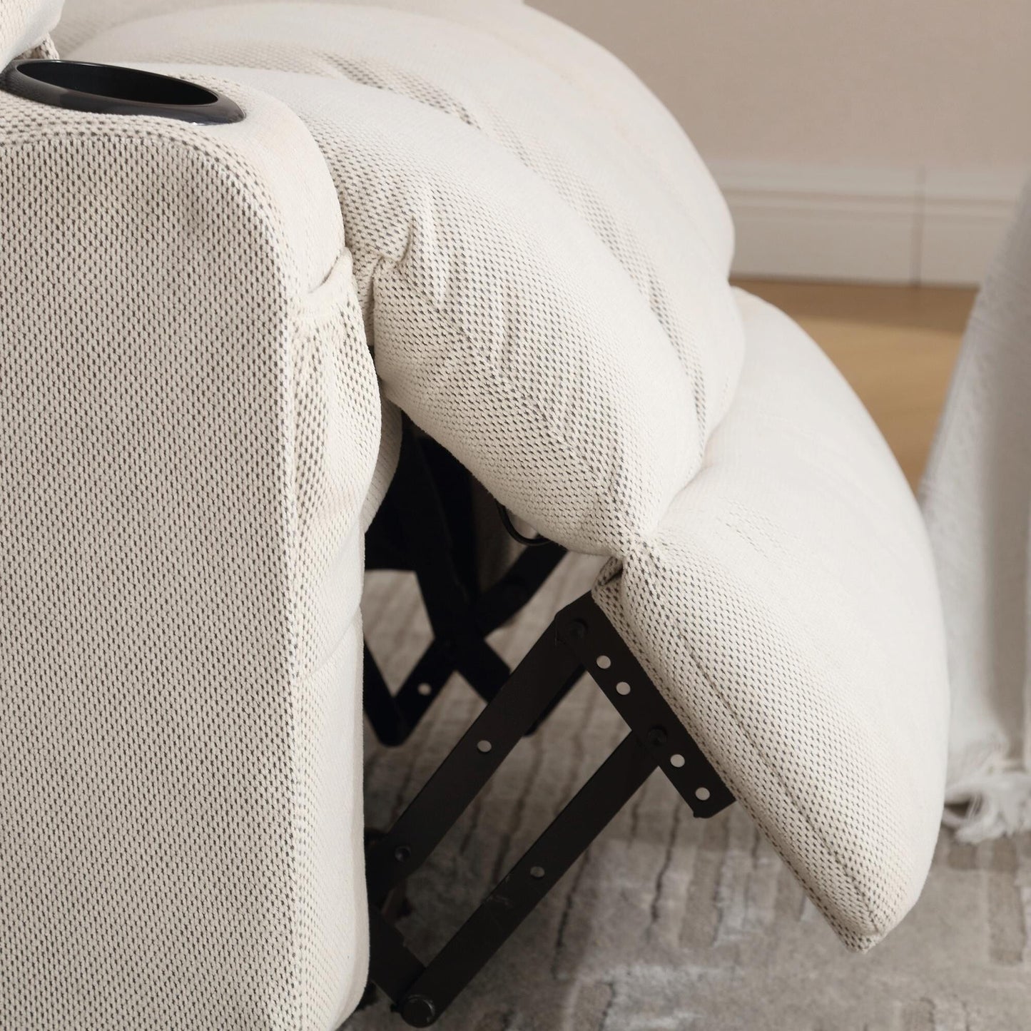 Fauteuil massant chauffant pivotant, avec port USB et 2 porte-gobelets dans les poches latérales
