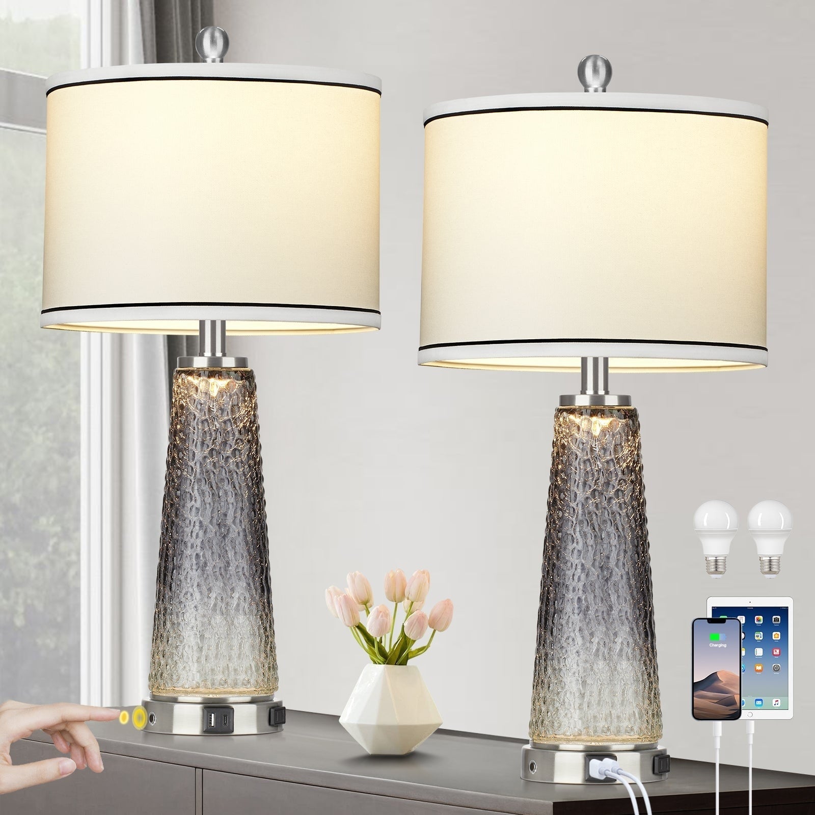 Lampes de table 2 en 1 en verre gris, avec ports de charge et interrupteur tactile bidirectionnel (lot de 2) - 30,5 x 30,5 x 66 cm (L x l x H)