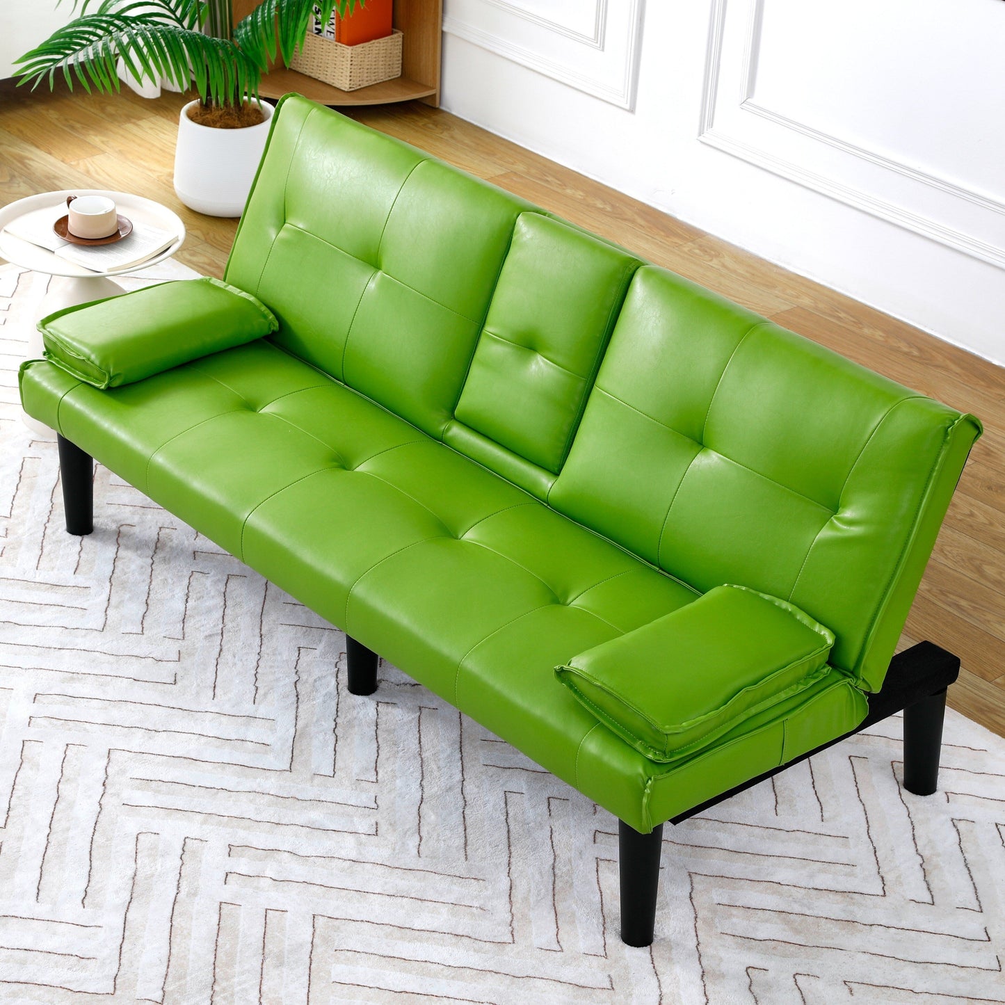 Le canapé-lit multifonctionnel en PVC noir de 67 pouces avec un design pliable et porte-gobelet