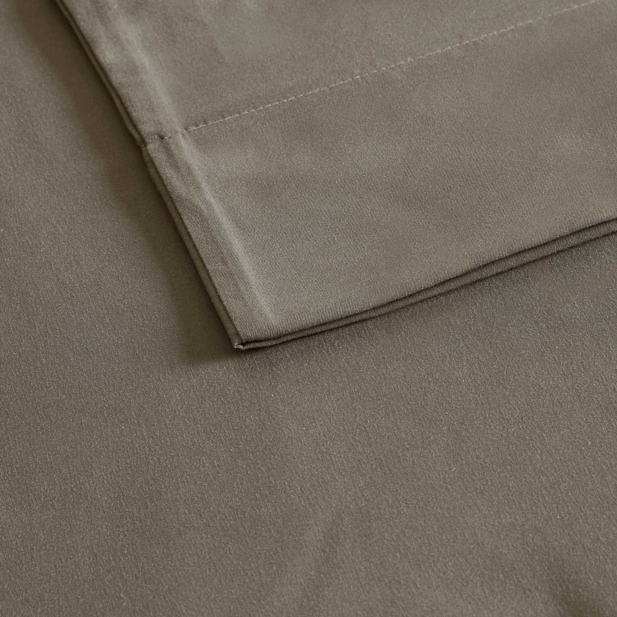Ensemble de draps luxueux en microfibre brossée à poches profondes Madison Park