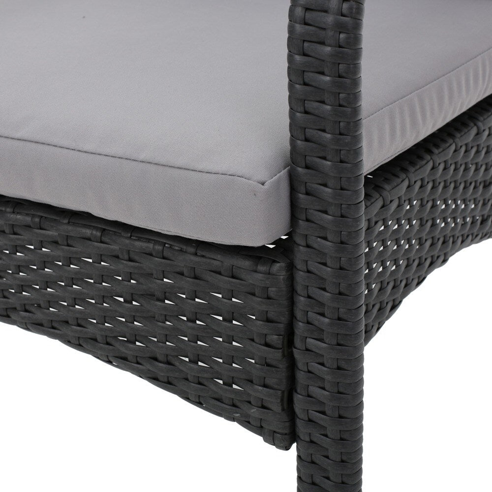 Ensemble de salle à manger d'extérieur en osier Theodore 5 pièces avec coussin par Christopher Knight Home