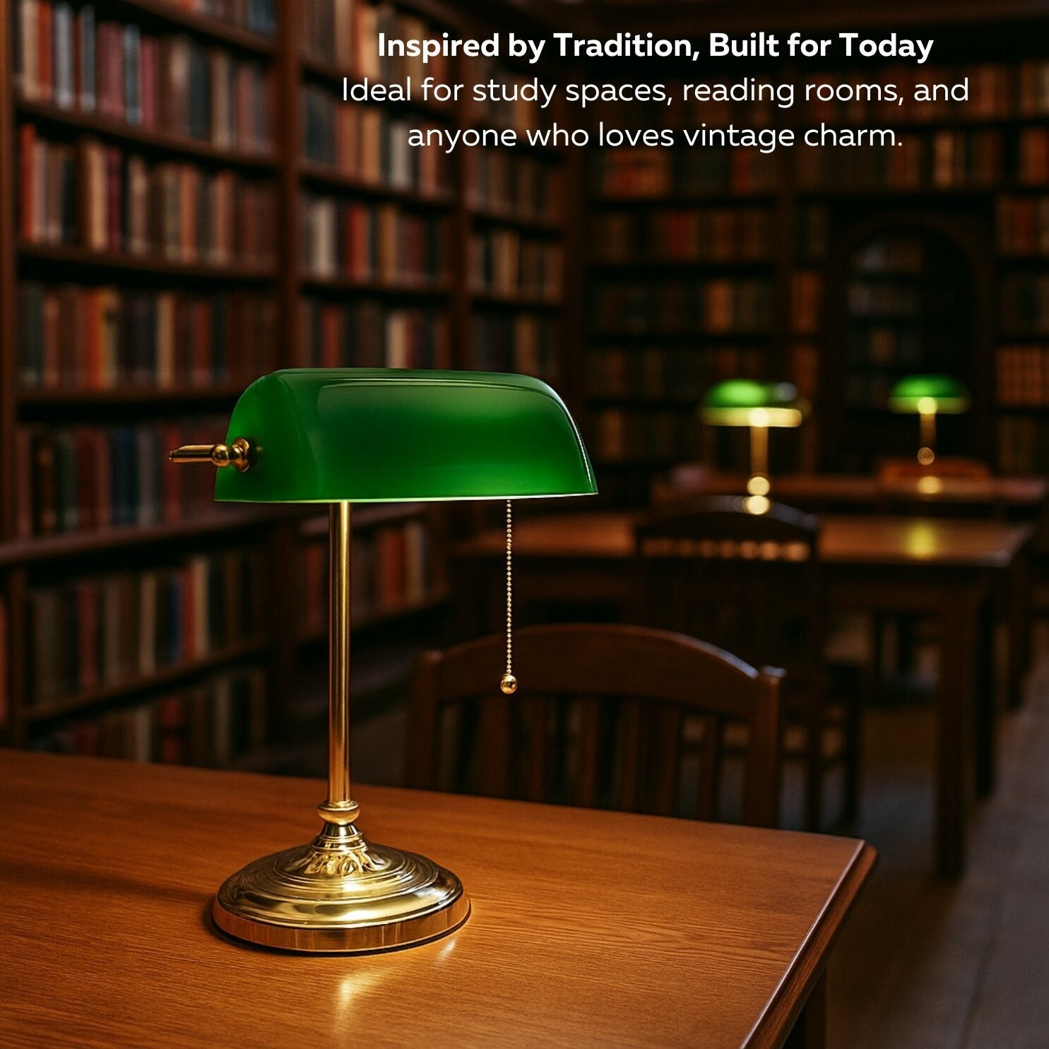 Lampe de bureau traditionnelle de banquier avec abat-jour en verre vert