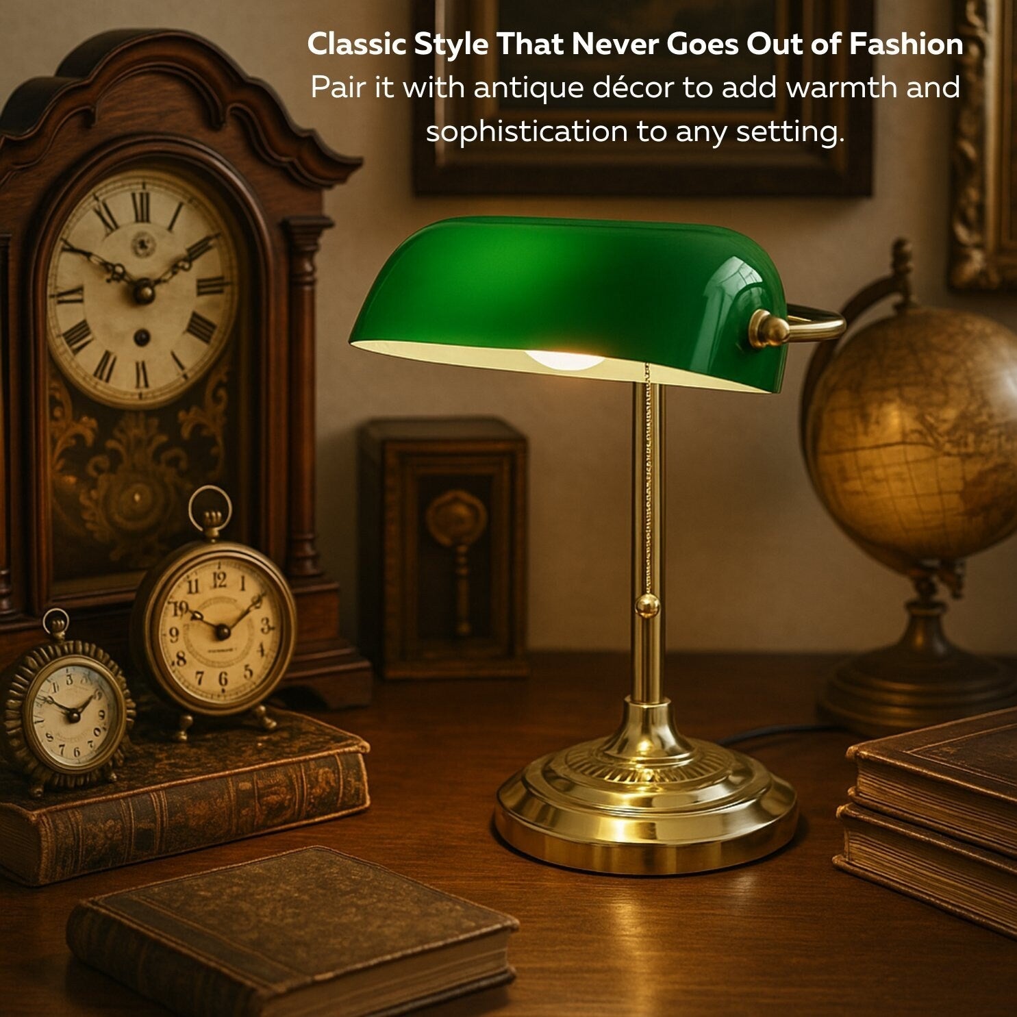 Lampe de bureau traditionnelle de banquier avec abat-jour en verre vert