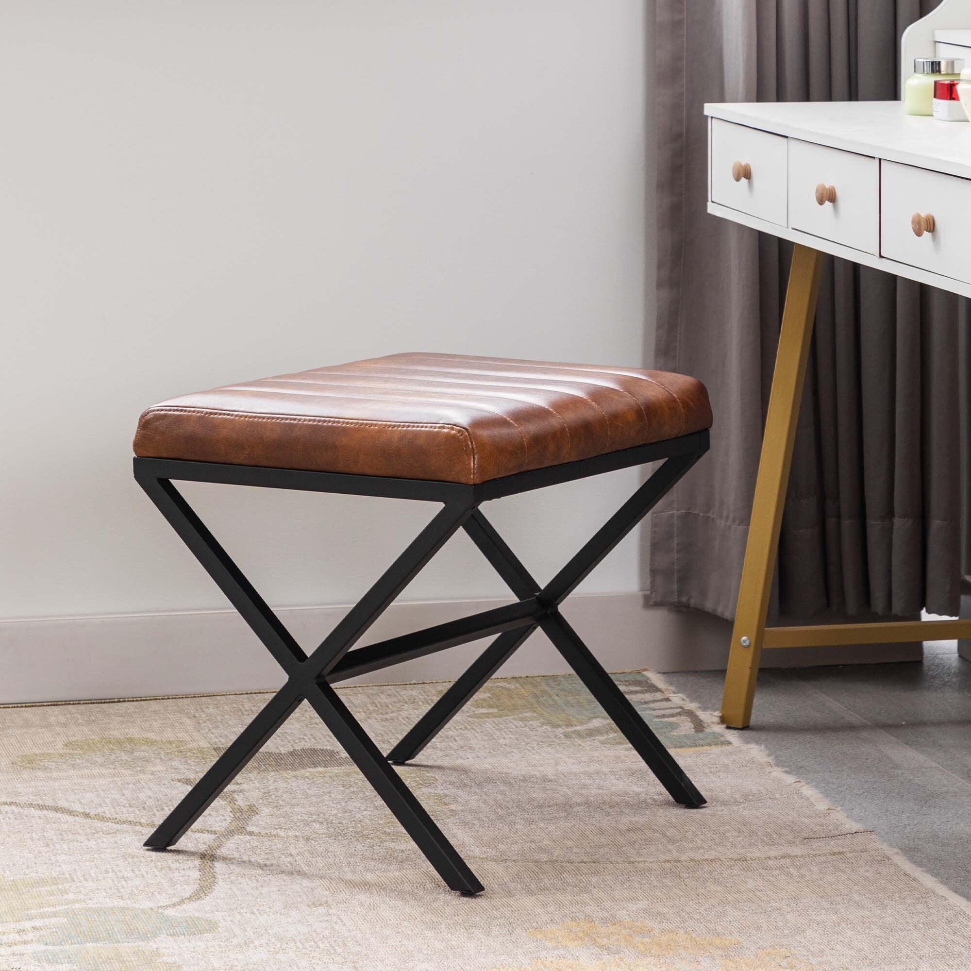 Banc de coiffeuse capitonné en similicuir avec pieds en métal en forme de X