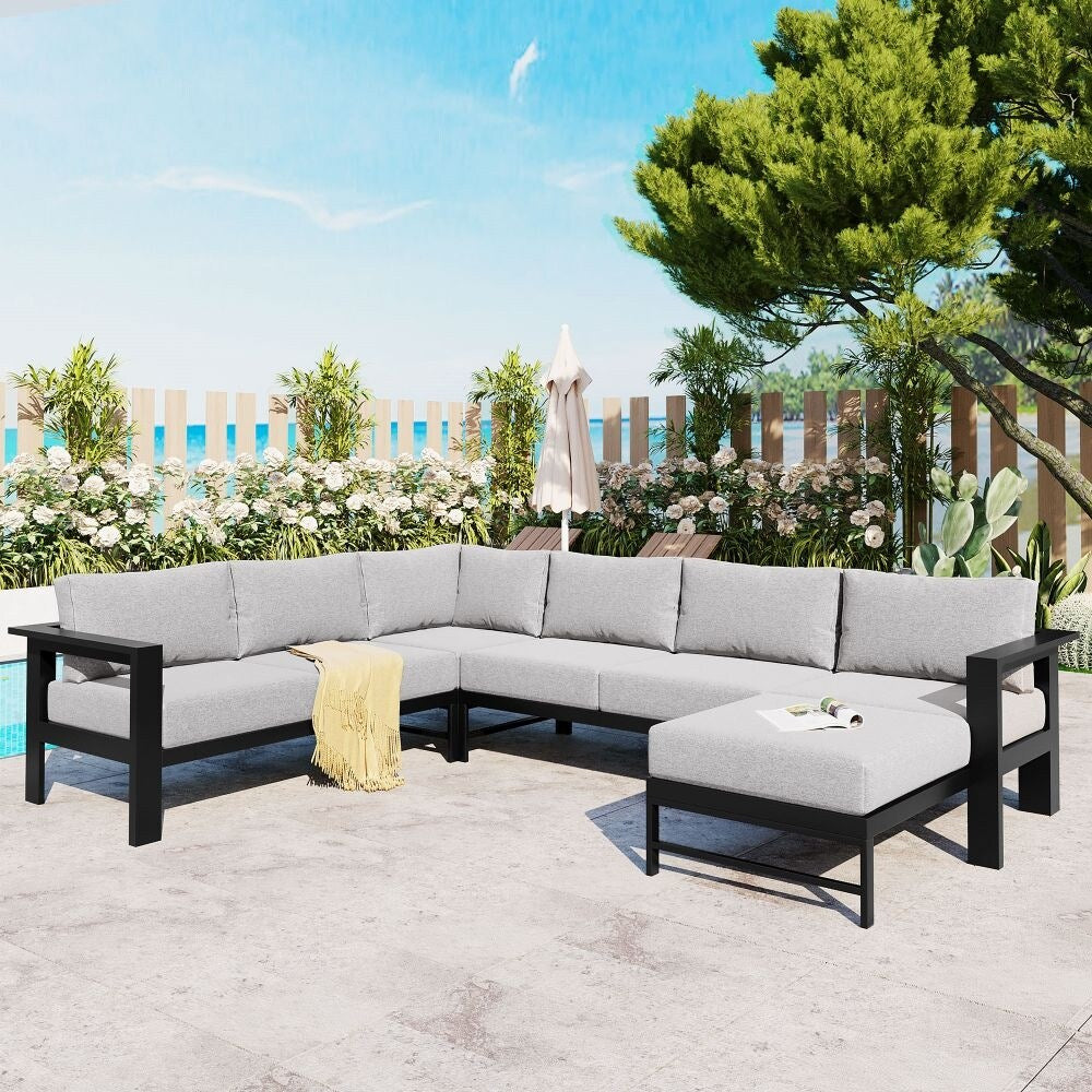 Ensemble de canapés d'extérieur en U pour plusieurs personnes, idéal pour le jardin