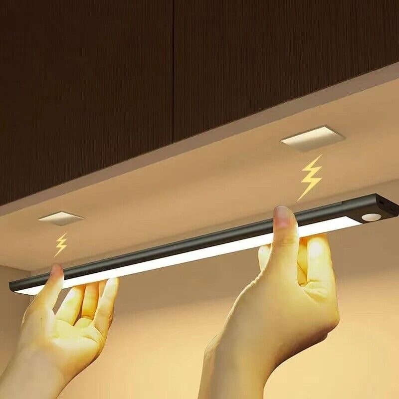 Lampe d'armoire à détecteur de mouvement à LED rechargeable par USB