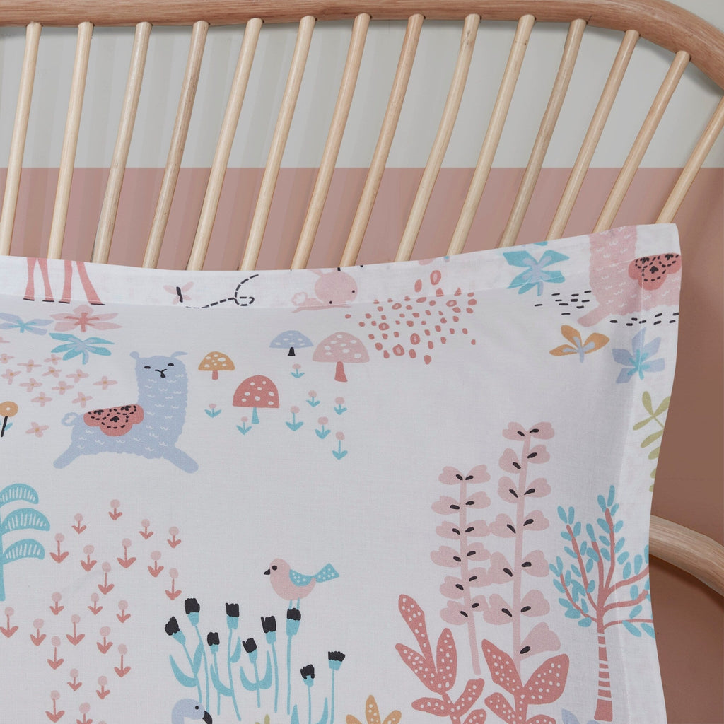 Parure de lit réversible en coton à motif animaux de la forêt, motif Kinsley Blush, design intelligent pour enfants