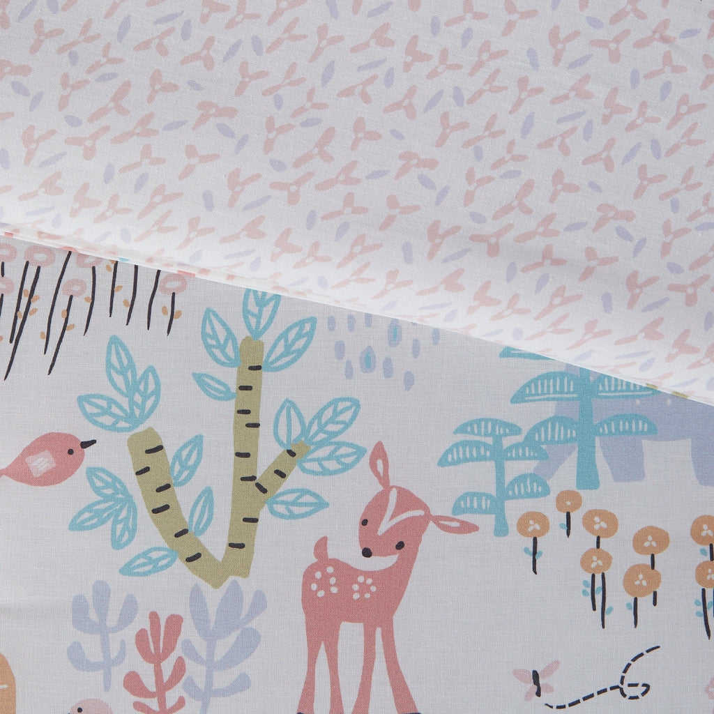 Parure de lit réversible en coton à motif animaux de la forêt, motif Kinsley Blush, design intelligent pour enfants