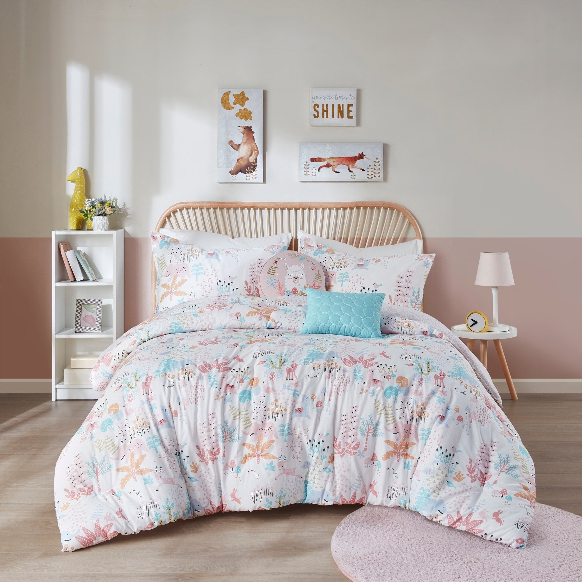 Parure de lit réversible en coton à motif animaux de la forêt, motif Kinsley Blush, design intelligent pour enfants