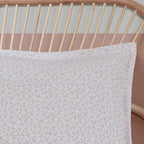 Parure de lit réversible en coton à motif animaux de la forêt, motif Kinsley Blush, design intelligent pour enfants