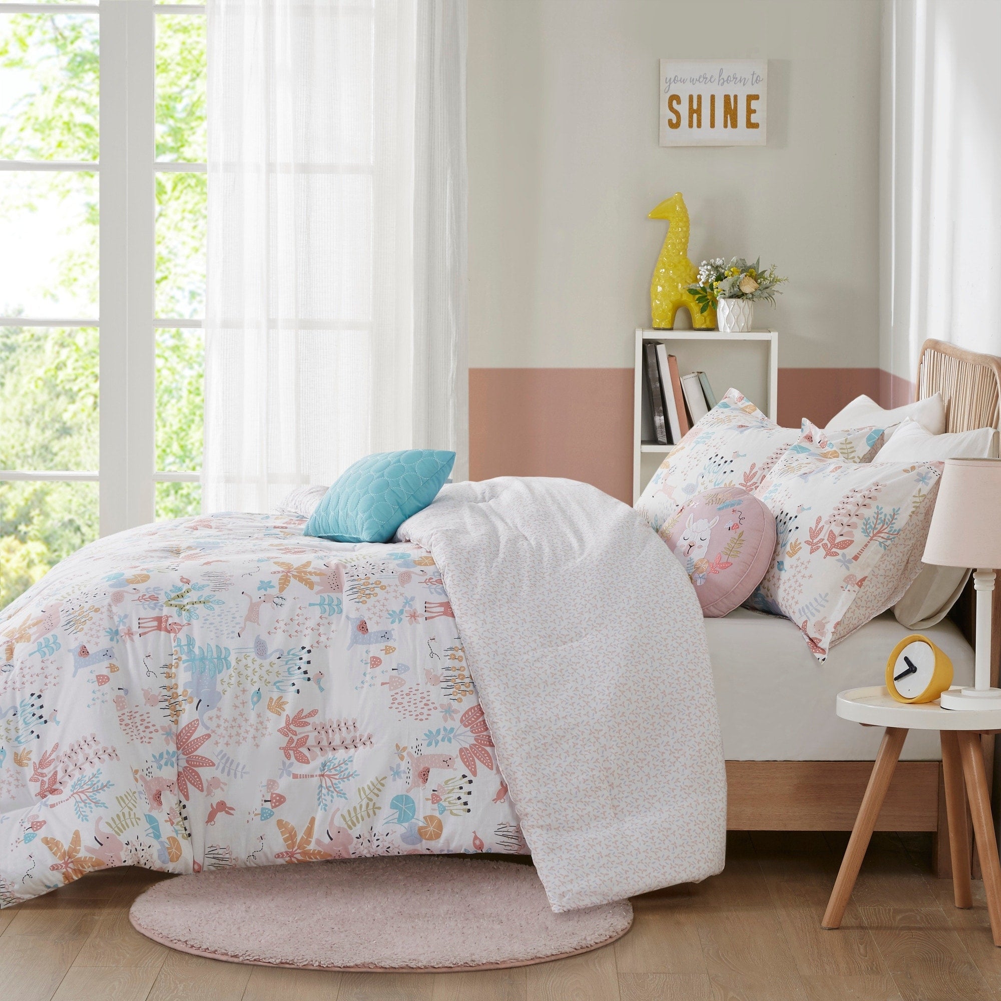 Parure de lit réversible en coton à motif animaux de la forêt, motif Kinsley Blush, design intelligent pour enfants