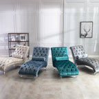 Chaise longue ergonomique en velours capitonné, inclinable en forme de S, avec coussin, garniture cloutée et pieds en acrylique pour une utilisation en intérieur