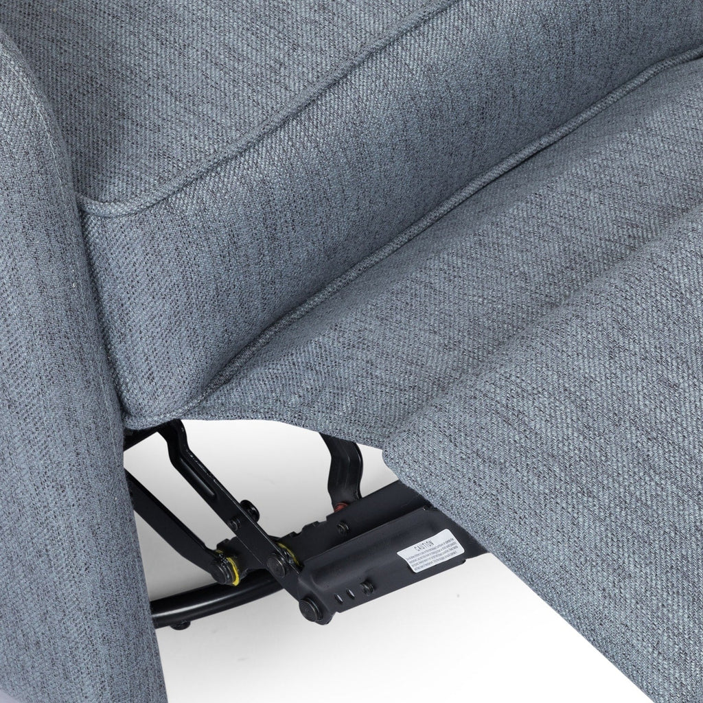 Fauteuil inclinable manuel polyvalent au design intemporel