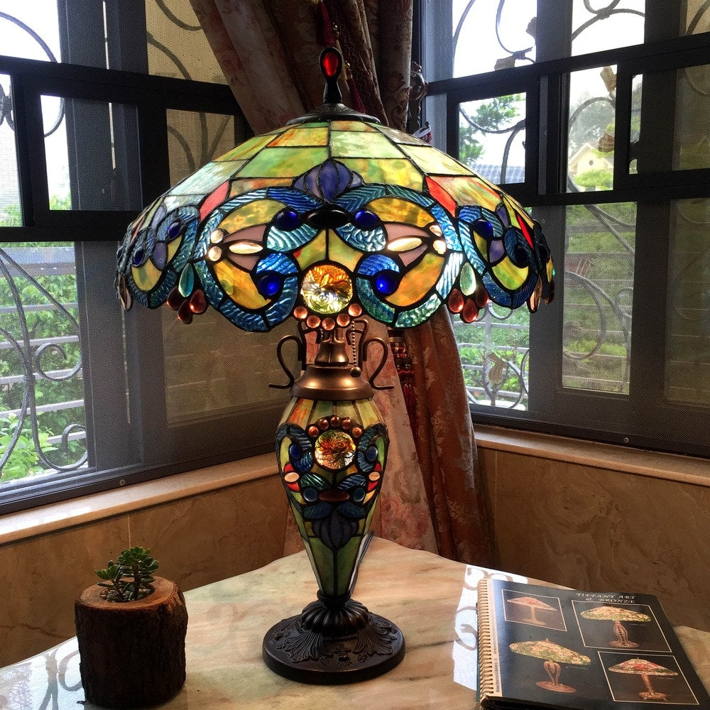 Lampe de table de style victorien à 2 et 1 lumière de style Tiffany