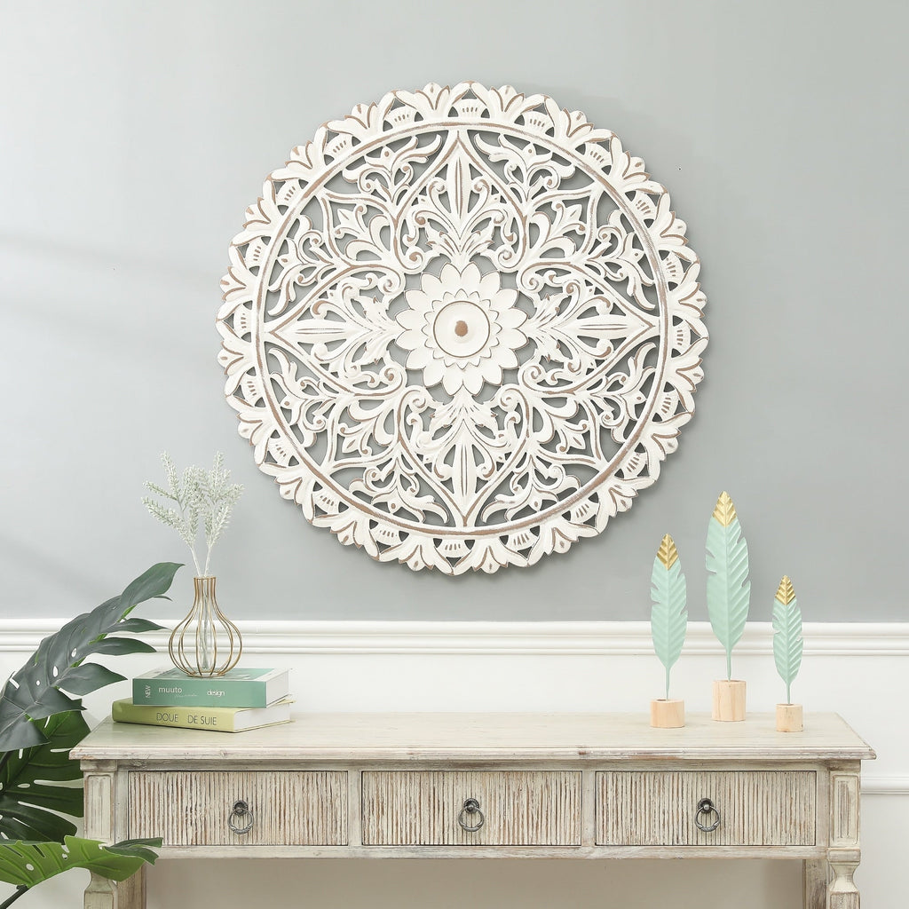 Décoration murale ronde en bois blanc vieilli avec mandala floral (31,5 cm)