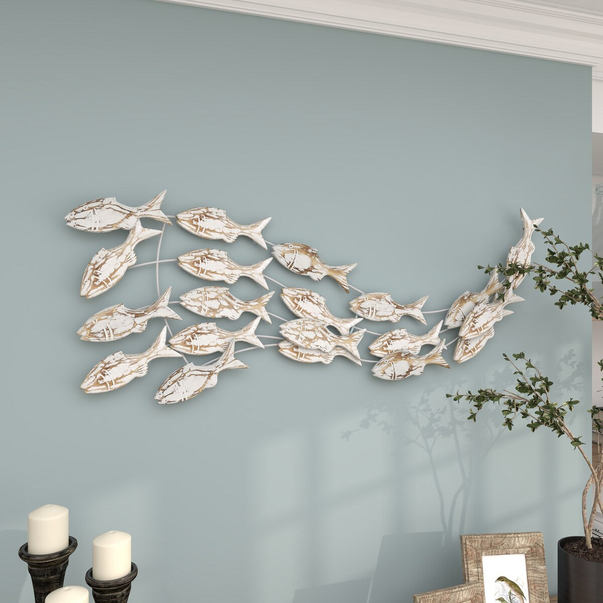 Décoration murale en bois faite à la main, motif poisson nageur, effet vieilli marron - Blanc - Roche River Decor