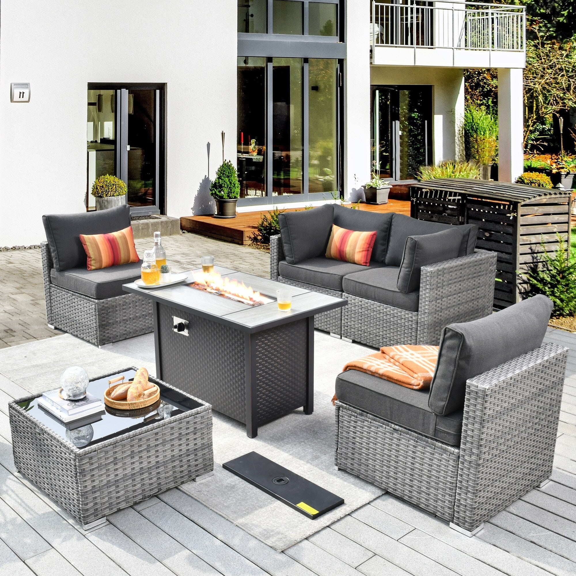Ensemble de meubles de patio XIZZI 6 pièces, canapé d'extérieur en rotin avec foyer
